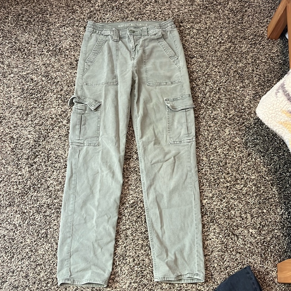 American eagle green cargo pants